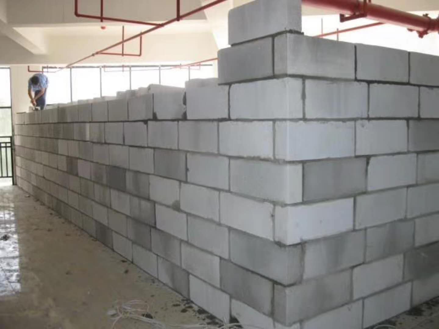 合作蒸压加气混凝土砌块承重墙静力和抗震性能的研究